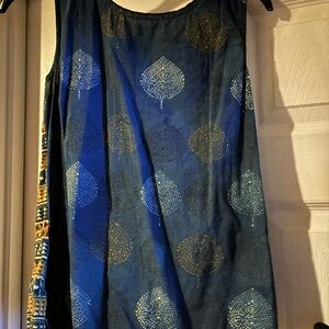 Blue Leaf Pattern Sleeveless blouse